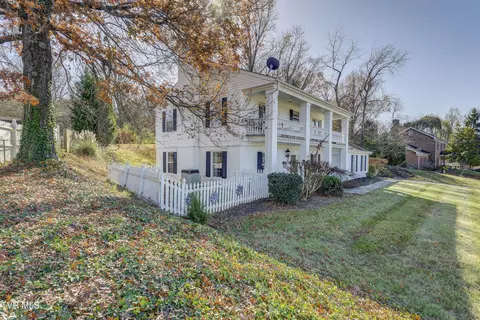 Exterior - 312 Ivanhoe Drive Johnson City Tn 37601, Johnson City, TN 37601 photo 3 of 21
