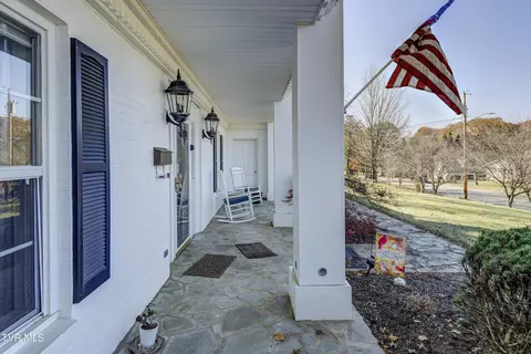 Exterior - 312 Ivanhoe Drive Johnson City Tn 37601, Johnson City, TN 37601 photo 4 of 21