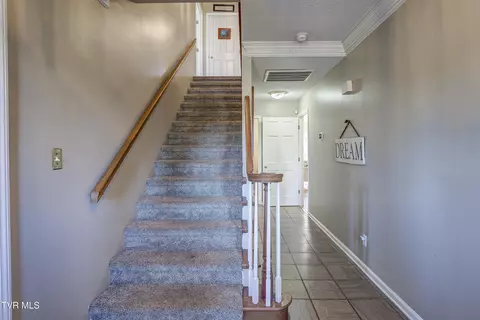 Entry Way - 312 Ivanhoe Drive Johnson City Tn 37601, Johnson City, TN 37601 photo 1 of 10