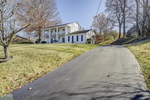 Exterior - 312 Ivanhoe Drive Johnson City Tn 37601, Johnson City, TN 37601 photo 17 of 21