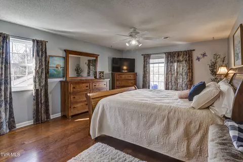 Bedroom - 312 Ivanhoe Drive Johnson City Tn 37601, Johnson City, TN 37601 photo 5 of 9