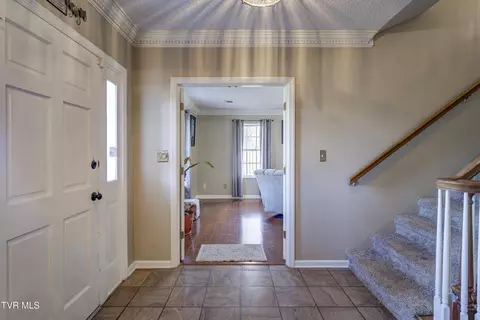 Entry Way - 312 Ivanhoe Drive Johnson City Tn 37601, Johnson City, TN 37601 photo 2 of 10