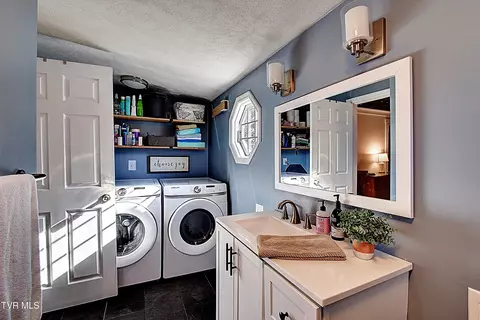 Other - 102 E Walnut Street Johnson City Tn 37601, Johnson City, TN 37601 photo 4 of 9