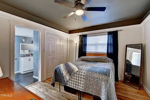 Bedroom - 102 E Walnut Street Johnson City Tn 37601, Johnson City, TN 37601 photo 1 of 3
