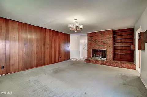 Living - 3602 Cimarron Drive Johnson City Tn 37601, Johnson City, TN 37601 photo 7 of 10