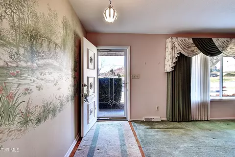 Entry Way - 3602 Cimarron Drive Johnson City Tn 37601, Johnson City, TN 37601 photo 1 of 3