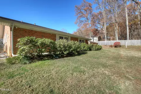 Exterior - 3602 Cimarron Drive Johnson City Tn 37601, Johnson City, TN 37601 photo 12 of 13