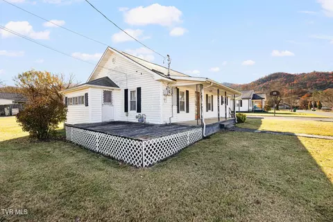 Exterior - 102 Sycamore And 602 Monroe Street Erwin Tn 37650, Erwin, TN 37650 photo 2 of 9