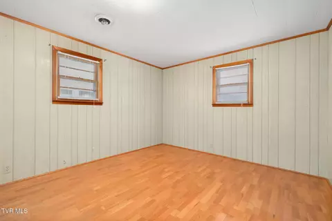 Bedroom - 102 Sycamore And 602 Monroe Street Erwin Tn 37650, Erwin, TN 37650 photo 1 of 9