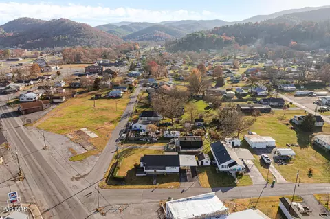 View/Area - 102 Sycamore And 602 Monroe Street Erwin Tn 37650, Erwin, TN 37650 photo 4 of 4