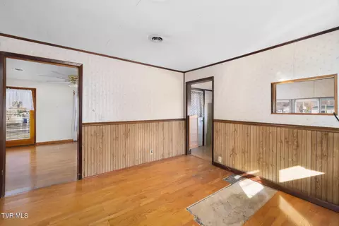Entry Way - 102 Sycamore And 602 Monroe Street Erwin Tn 37650, Erwin, TN 37650 photo 1 of 3