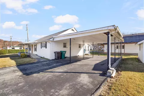Other - 102 Sycamore And 602 Monroe Street Erwin Tn 37650, Erwin, TN 37650 photo 3 of 14