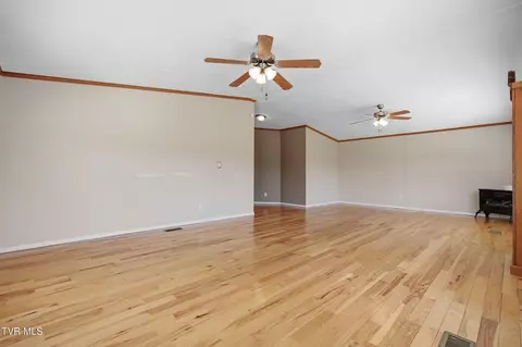 Living - 6042 Cherry Lane Wise Va 24293, Wise, VA 24293 photo 5 of 5