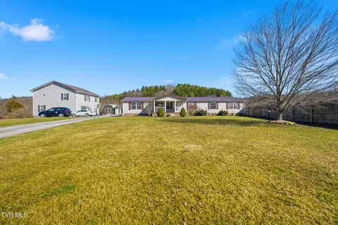 Exterior - 6042 Cherry Lane Wise Va 24293, Wise, VA 24293 photo 2 of 8