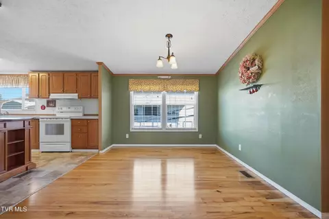 Dining - 6042 Cherry Lane Wise Va 24293, Wise, VA 24293 photo 1 of 1