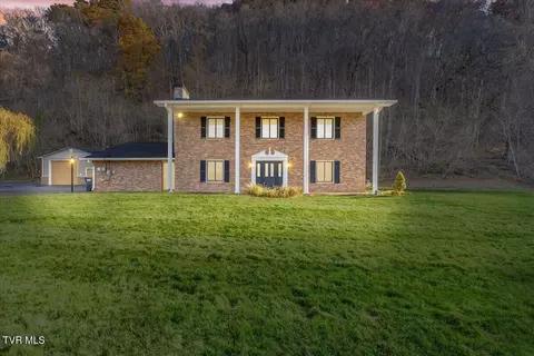 125 Abe Lincoln Court Elizabethton Tn 37643, Elizabethton, TN 37643