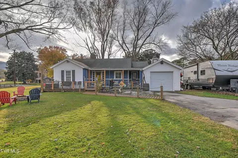 2205 Pendragon Road Kingsport Tn 37660, Kingsport, TN 37660