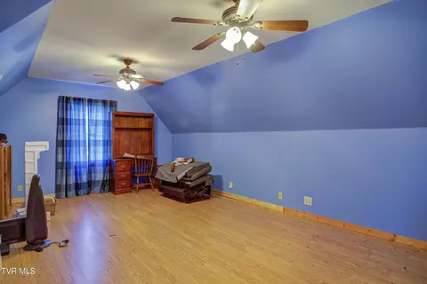 Bedroom - 255 Bank Drive Fall Branch Tn 37656, Fall Branch, TN 37656 photo 5 of 7