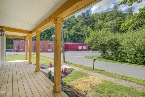 408 Levelin Street Erwin Tn 37650, Erwin, TN 37650 photo 4