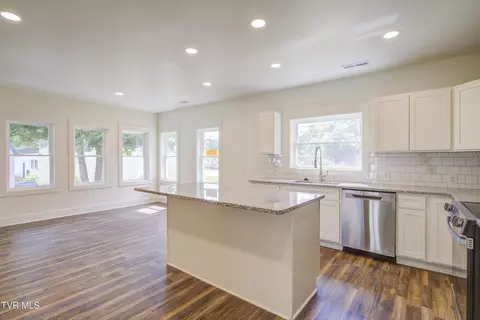 408 Levelin Street Erwin Tn 37650, Erwin, TN 37650 photo 7