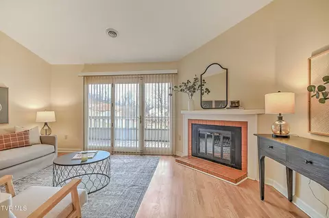 Living - 147 Quail Run Bristol Va 24201, Bristol, VA 24201 photo 1 of 3