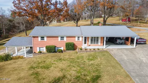 280 Falcon Circle Afton Tn 37616, Afton, TN 37616