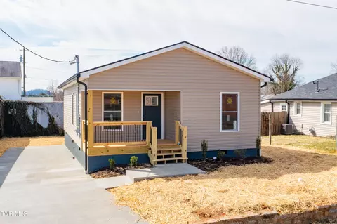 504 W Cedar Street Bristol Tn 37620, Bristol, TN 37620