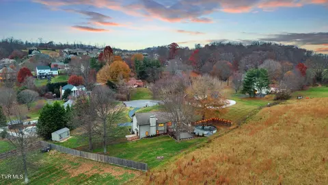 View/Area - 609 Live Oak Court Johnson City Tn 37615, Johnson City, TN 37615 photo 5 of 6