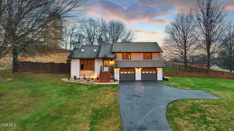609 Live Oak Court Johnson City Tn 37615, Johnson City, TN 37615