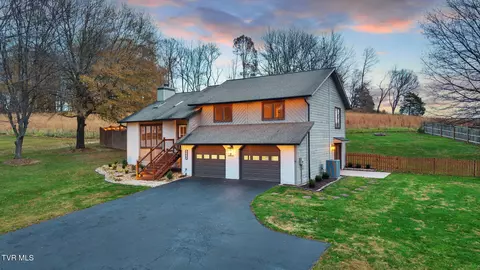 Exterior - 609 Live Oak Court Johnson City Tn 37615, Johnson City, TN 37615 photo 3 of 19