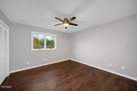 Bedroom - 609 Live Oak Court Johnson City Tn 37615, Johnson City, TN 37615 photo 2 of 6