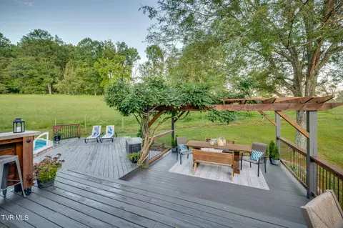 Exterior - 609 Live Oak Court Johnson City Tn 37615, Johnson City, TN 37615 photo 6 of 19