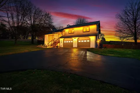 Exterior - 609 Live Oak Court Johnson City Tn 37615, Johnson City, TN 37615 photo 15 of 19