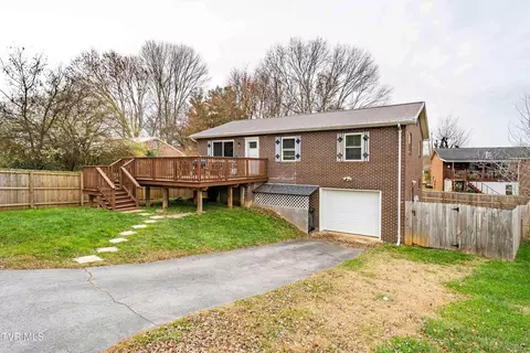 121 Valley Circle Gray Tn 37615, Gray, TN 37615