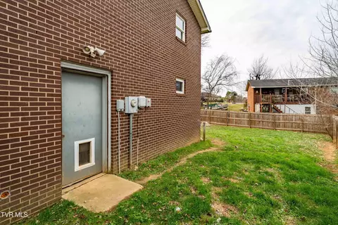 Exterior - 121 Valley Circle Gray Tn 37615, Gray, TN 37615 photo 5 of 11