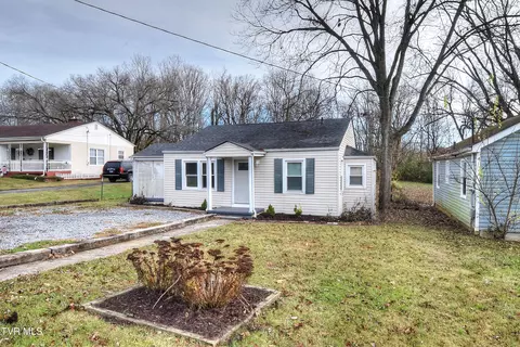 Exterior - 805 E Maple Street Johnson City Tn 37601, Johnson City, TN 37601 photo 2 of 11