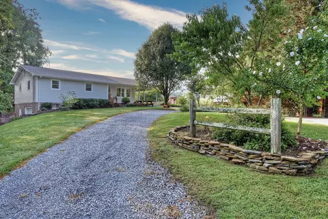 367 Toll Branch Road Johnson City Tn 37601, Johnson City, TN 37601