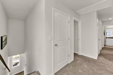 Entry Way - 342 Alta Tree Blvd Johnson City Tn 37604, Johnson City, TN 37604 photo 4 of 7