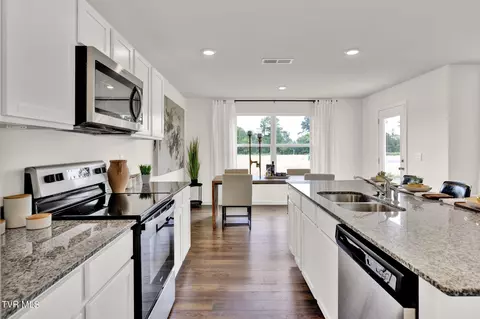 Kitchen - 342 Alta Tree Blvd Johnson City Tn 37604, Johnson City, TN 37604 photo 3 of 5