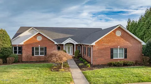 131 Simmons Ridge Johnson City Tn 37604, Johnson City, TN 37604
