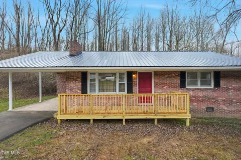 2222 E 3rd Avenue Big Stone Gap Va 24219, Big Stone Gap, VA 24219