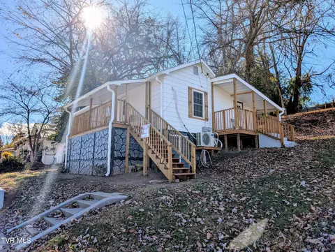 701 Well Street Elizabethton Tn 37643, Elizabethton, TN 37643