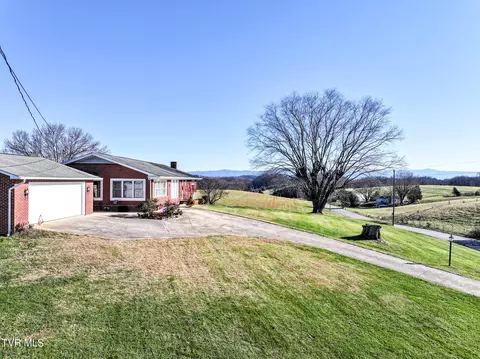 440 Walkertown Road Afton Tn 37616, Afton, TN 37616