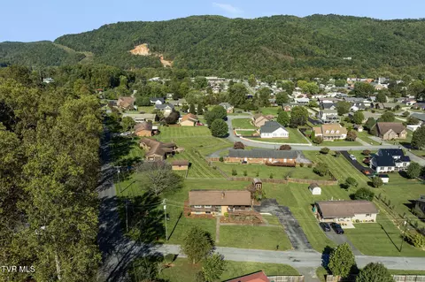 317 Simmons Avenue Erwin Tn 37650, Erwin, TN 37650 photo 7