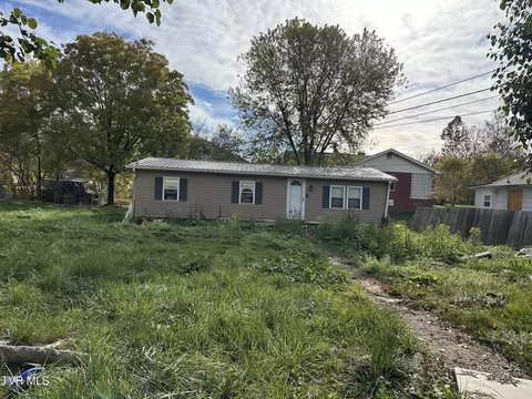 108 Crook Street Hampton Tn 37658, Hampton, TN 37658