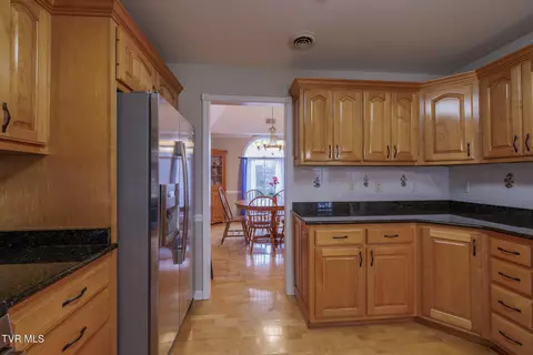 Kitchen - 620 Glen Oaks Place Johnson City Tn 37615, Johnson City, TN 37615 photo 5 of 5