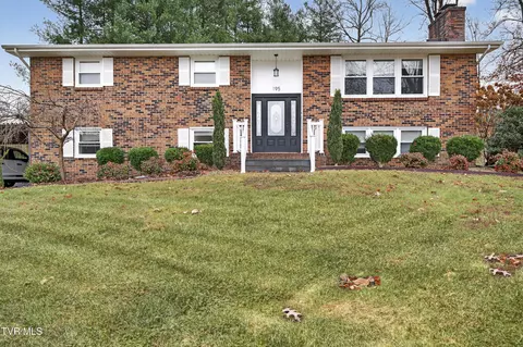 195 Woodstock Lane Bristol Va 24201, Bristol, VA 24201