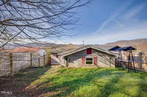 205 Okolona Drive Erwin Tn 37650, Erwin, TN 37650 photo 28