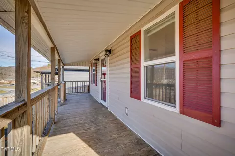 205 Okolona Drive Erwin Tn 37650, Erwin, TN 37650 photo 4