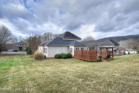 Exterior - 1000 Quail Run Erwin Tn 37650, Erwin, TN 37650 photo 6 of 13